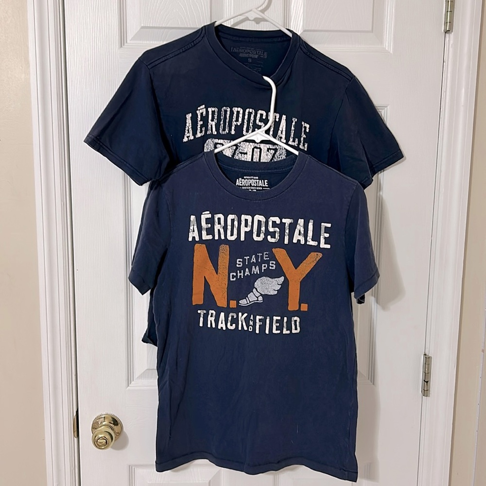 Aeropostale men’s graphic tees pack of two